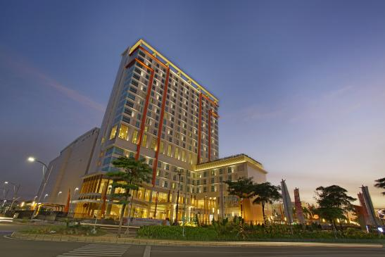 Harris Hotel & Conventions Bekasi: Penginapan Modern dan Nyaman